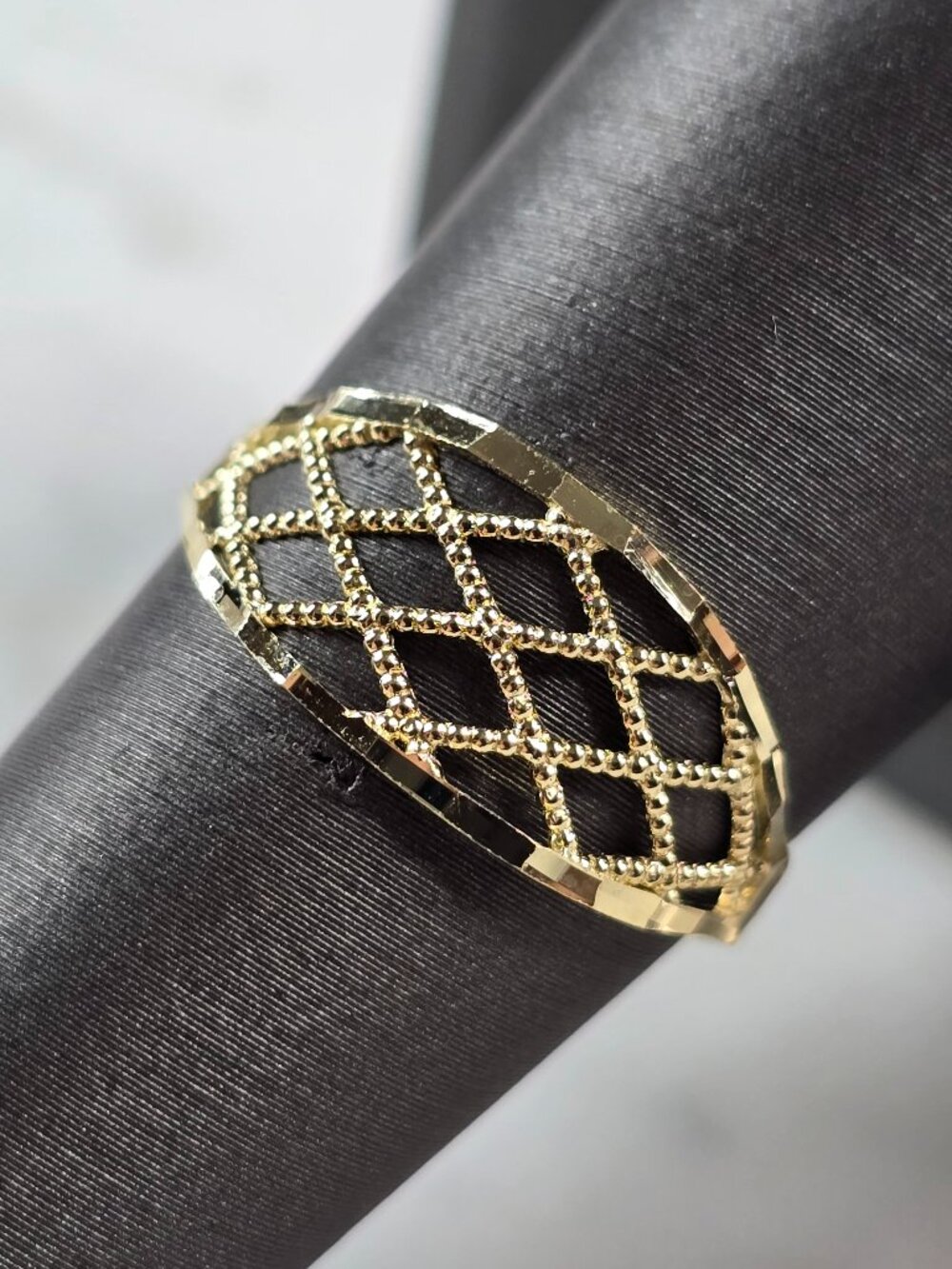 Womens 10K Yellow Gold Modernist Filigree Ring 1.0g E1963